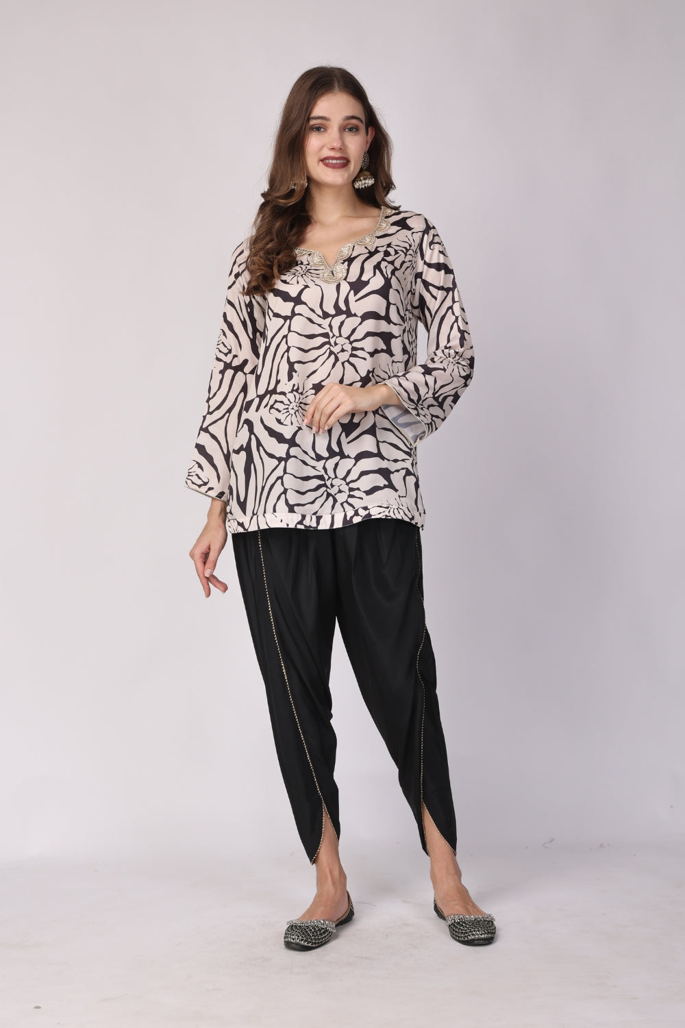 Naysa Kurti with Tulip Salwar Pants