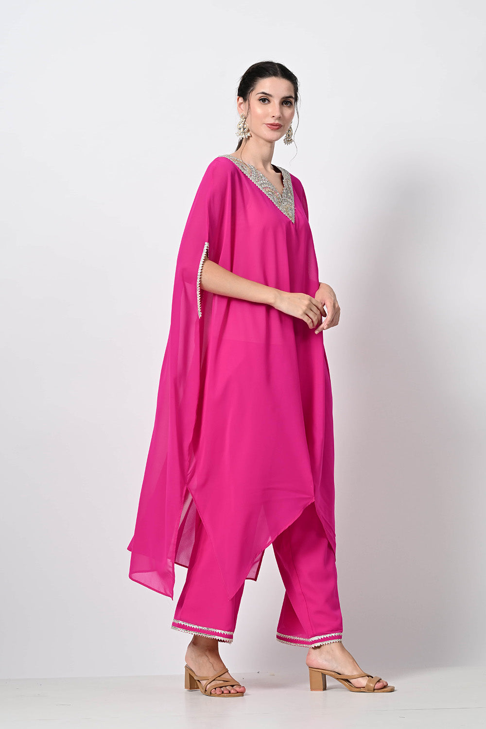 Nitya Kaftaan Set