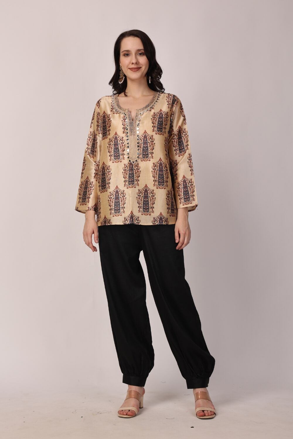 Kiara Kurti