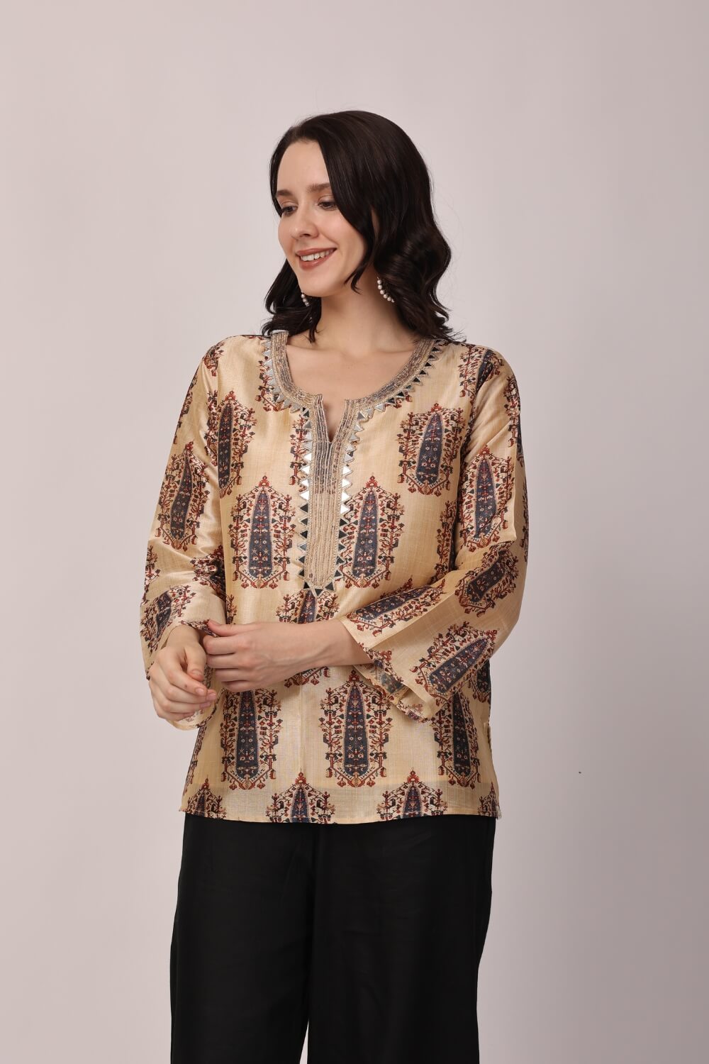Kiara Kurti